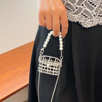 高級感流行珍珠鏈條手提斜挎包包2022新款小眾設計包包迷你口紅包