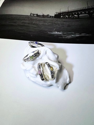 閃亮小寶石 紋路純銀戒指