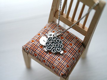 純銀**皇冠雙面羊/ 16~18吋純銀鍊** 純手作