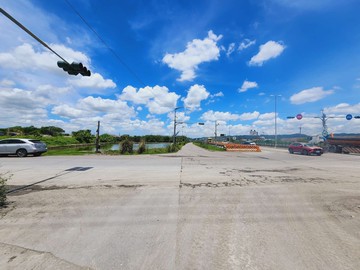 里港交流道旁砂石專區｜三角窗雙面臨路｜屏東縣里港鄉三張廍段