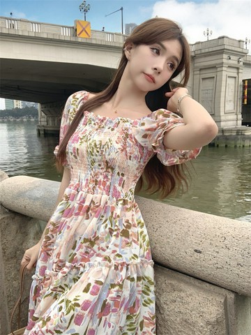 L-4XL大尺碼法式茶歇碎花吊帶洋装子女夏季2024新款收腰設計感顯瘦氣質長裙