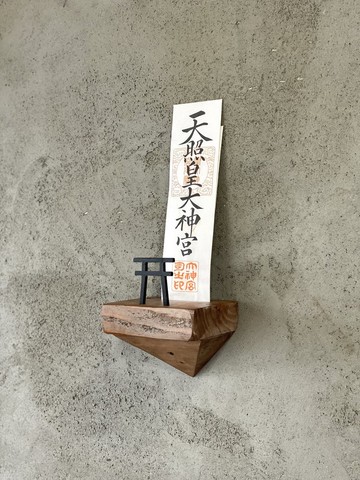 數量有限 神道教神社 KD-T 紙幣架 實木 鳥居 簡易