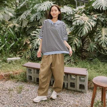 【Dailo】水豚君疊羅漢彎刀長褲 藍 卡 灰
