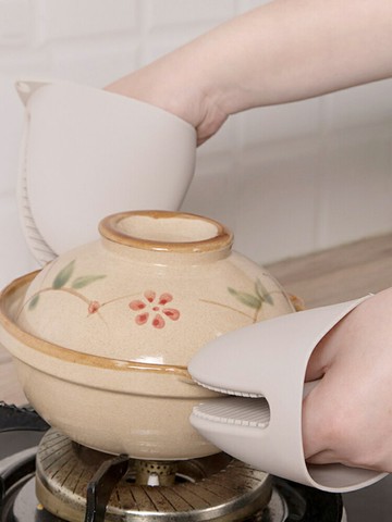 隔熱手套加厚微波爐烤箱防滑廚房烘培耐高溫防燙硅膠套2只裝