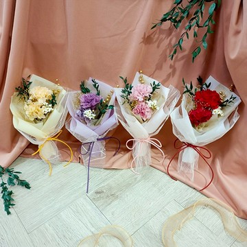 【KIRA與花花藝】母親節限定/ love story永生花康乃馨花束禮盒-優雅紫/母親節花束/禮物/母親節/永生花花束