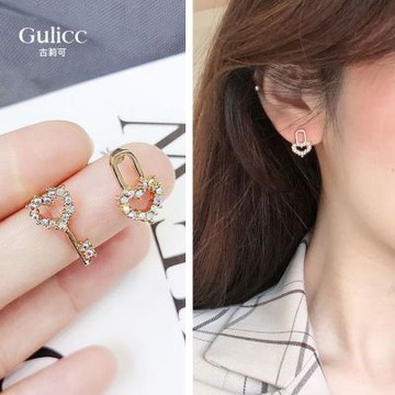 Gulicc 韓國 鑰匙 鑲鑽 愛心 耳環(飾品 耳飾 耳釘 耳扣 耳環 生日禮物 雙11 聖誕節)