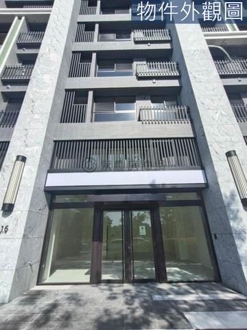 東區松丹達麗面寬店面｜台南市東區崇賢二路