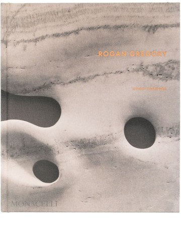 Phaidon Press - Rogan Gregory: Event Horizon book - unisex - Paper - One Size - Brown