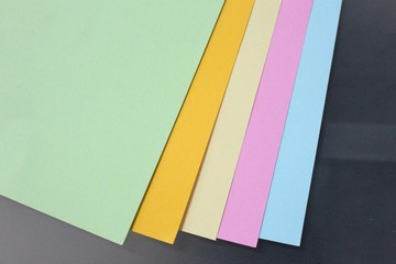 2開書面紙 模造紙 海報紙150磅 78cm x 54cm(有色)/一包40張入(定9)
