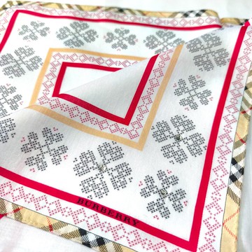 Burberry 復古絲巾 雪花格紋邊飾 20 x 19.5 英吋