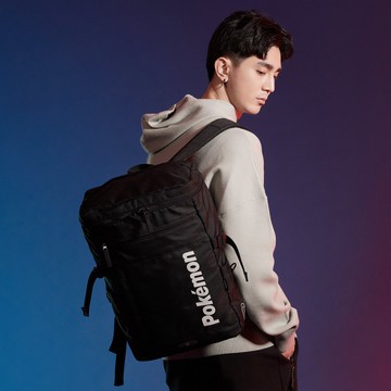 【OUTDOOR】Pokemon聯名款夜光皮卡丘後背包-大-黑色 ODGO21A01BK