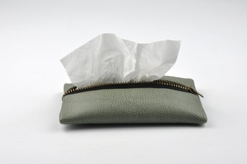 拉鏈軟皮革面紙套 旅行紙巾包 灰綠色