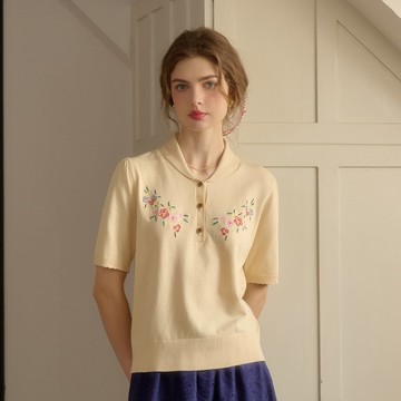 Ariadne 翻領紐扣花卉刺繡針織短袖上衣