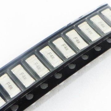 伯朗 1808保險絲 4A 4000MA 1808貼片保險絲 (10個總價)=5元