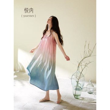 (免運)悅內帶胸墊睡裙女士睡衣夏季夏天冰絲吊帶背心大碼絲綢長裙漸變粉