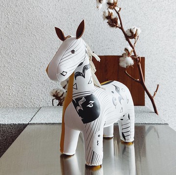 歌劇院抬頭馬書檔(黃)