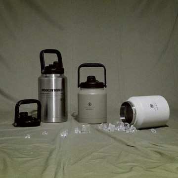 2.5L不鏽鋼保冰水壺 米白