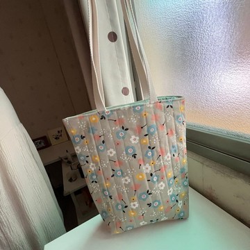 夏日花園般的肩側背包