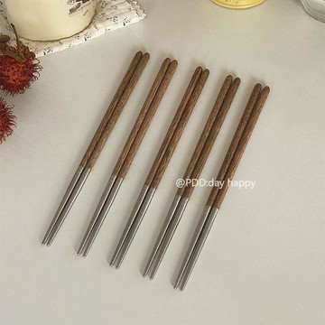 壹灣 簡約ins風原木手柄不鏽鋼筷子家用中式高顏值餐具公筷撈麪吃飯 餐具 筷子 台灣製 不鏽鋼 筷子 316 臺灣製造