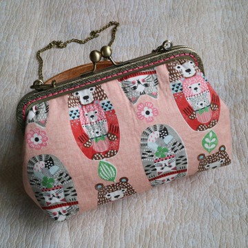 俄羅斯套娃 熊 貓 口金斜挎包 18cm口金包 粉色 Girlskioku~*