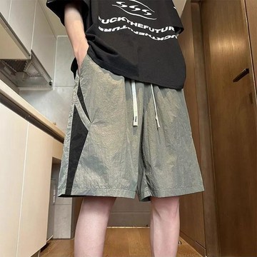 臺灣出貨 冰絲速干休閒短褲潮牌美式夏季五分褲男寬鬆百搭運動跑步沙灘褲子 五分褲 球褲籃球短褲 休閒短袖