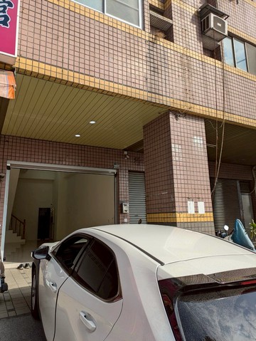 富哥-大降價/屋主誠售/翻新美樓店領包立可住｜高雄市小港區中安路