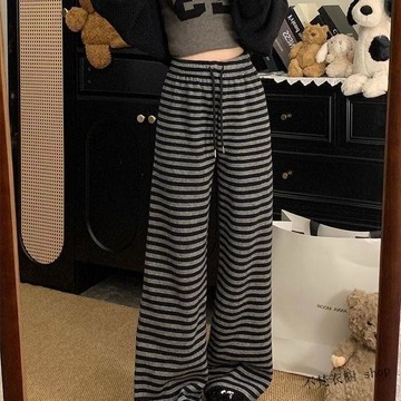 【顯瘦遮肉】大尺碼休閒女褲 加厚秋冬新款加絨直筒褲 闊腿褲女 加絨秋冬寬鬆休閒加厚筒褲 直筒女褲 春秋顯瘦遮肉條紋褲子