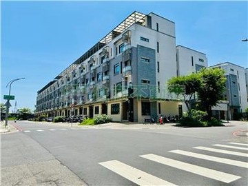 南科LM店面+7套房收租透天｜台南市善化區蓮潭北三街