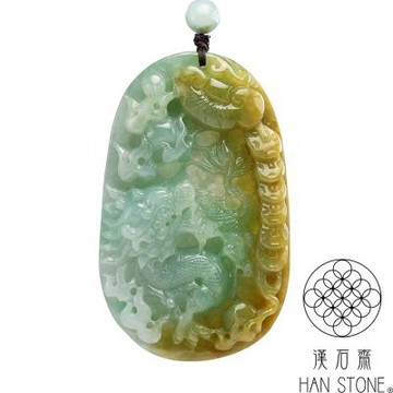 【漢石齋】天然翡翠A貨 大護主龍牌玉佩吊墜 冰糯種藍水帶黃翡(50*82*14mm)