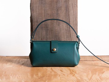 Paka-Pochette S #PeacockBlue [可定制禮物]