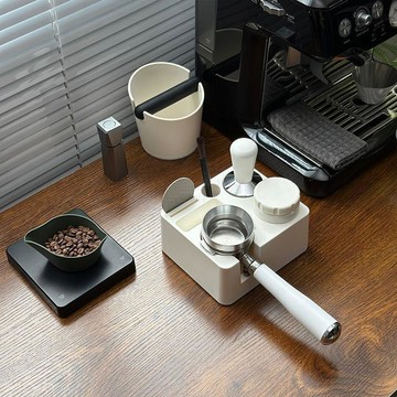 咖啡用品 咖啡器具收納底座布粉器壓粉器套裝三件套意式敲渣桶壓粉錘咖啡機 工具 咖啡配件 家用 商用 工具收納 義式咖啡機