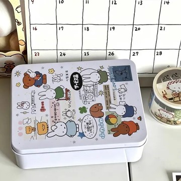 🐰台灣出貨 假日小兔鐵盒 INS風馬口鐵盒 吧唧收納盒 飾品盒 照片收納盒 小卡盒 封口貼收納盒 桌面收納盒 防塵盒