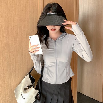 冰絲防曬衣【拒絕曬黑~防曬必備】防曬衣 防曬外套  涼感防曬衣 夏天外套 抗UV外套 連帽外套 登山外套 瑜伽緊身服