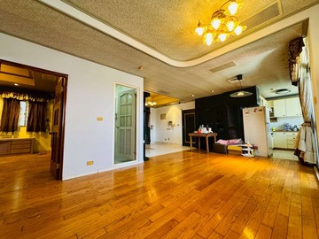 理解房屋-我是承辦⭐鄰南紡，公園旁可隔三房車位美宅｜台南市永康區中華路