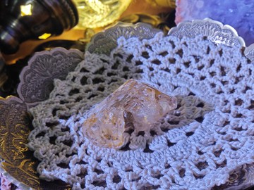 天然黃泥骸骨| 水晶原石|crystal | 可製成水晶飾物