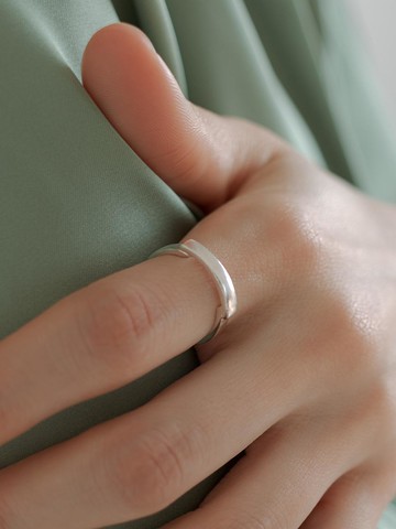 Sterling Silver Minimalist Ring