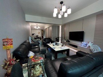 【吳虹誼】近美術館.正四樓增建滿透天店住可停車｜高雄市鼓山區銀川街