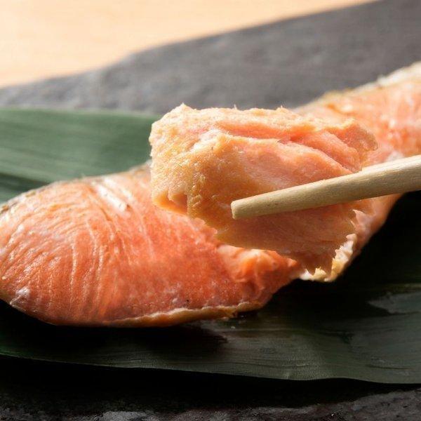 鮭 サケ 紅鮭 の親子セット 切り身 ６切 いくら醤油漬 100g 御中元 お中元 夏ギフト 暑中見舞 誕生日 内祝 北海道ギフト 父の日 敬老