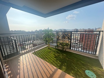 保泰一品｜高雄厝景觀陽台｜全新三房平車｜高雄市鳳山區保泰路