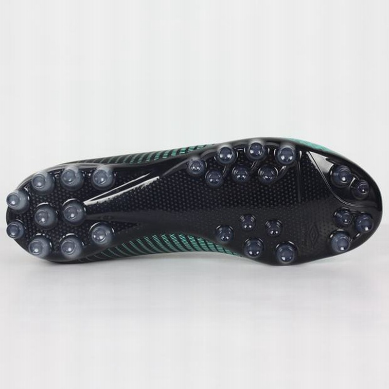 ヴェローチタ 4 プレミア AG Mグリーン×ブラック 【UMBRO