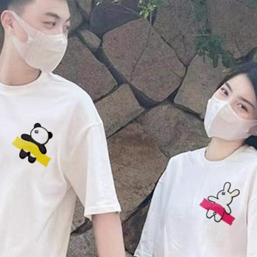 S~XL 左胸膠帶貼小熊 小兔 純棉 短T 情侶T【Y0950】MIT 情侶裝 快速出貨 短袖T 團體服 班服