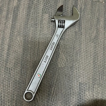 [沐沐屋] HEAVY DUTY 活動扳手 開口扳手 300mm-