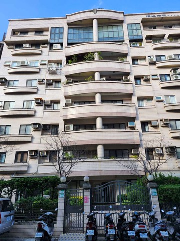 文德站｜國泰庭園電梯大四房｜公園第一排｜台北市內湖區陽光街