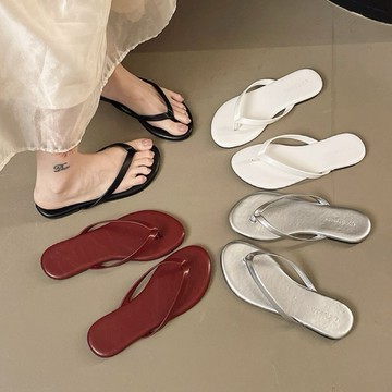 【台灣現貨】夾腳拖女 防滑軟底人字拖 素面平底涼拖鞋 海邊度假平底沙灘拖鞋