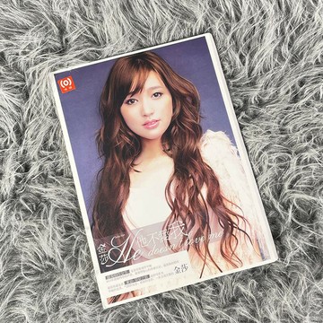 正版庫存專輯   金莎：他不愛我 CD+寫真 2012年專輯唱片