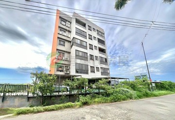 【輕齡5年屋】湖口火車站電梯華廈+平面汽機車位｜桃園市楊梅區富民街