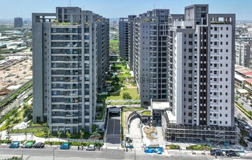 6962御景莊園｜Ａ棟三房面中庭雙平車｜台中市潭子區僑興一街