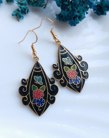 Vintage Jewelry 西洋古董飾品 黑底花卉 景泰藍 耳勾 針式耳環