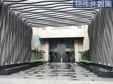 .親友專任~北屯捷運邊間大兩房獨立平車雙衛開窗｜台中市北屯區文心路四段