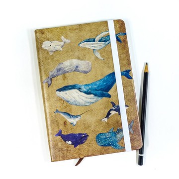 【鯨歸何處】 水彩插畫 自然圖鑑精裝硬皮筆記簿
